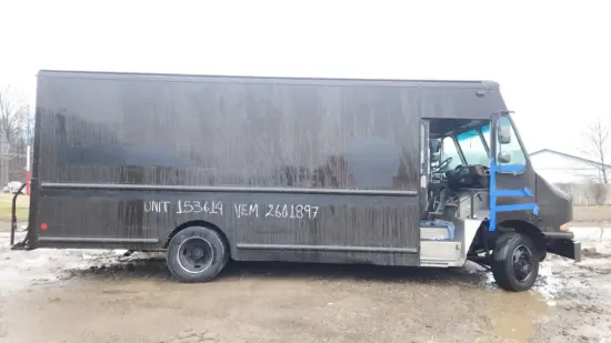 Picture of 2012-freightliner-mt55-truck-delivery